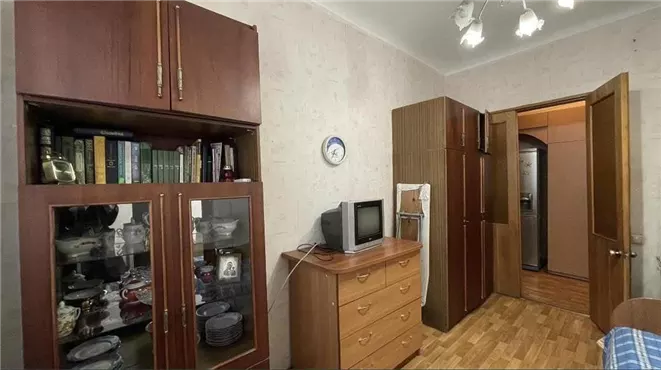 Продам 3к квартиру 33000 $, 65 м² вулиця Любарського, Амур-Нижньодніпровський район. Фото №1