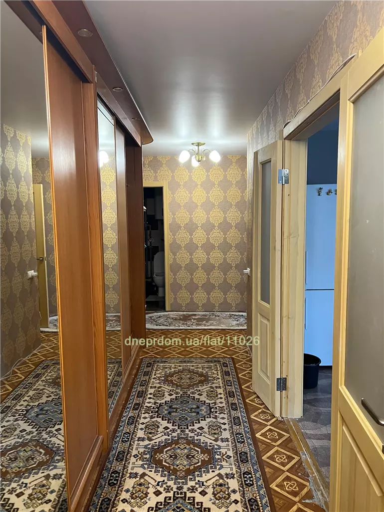 Продам 3к квартиру 63000 $, 80 м² вулиця Бажова, Амур-Нижньодніпровський район