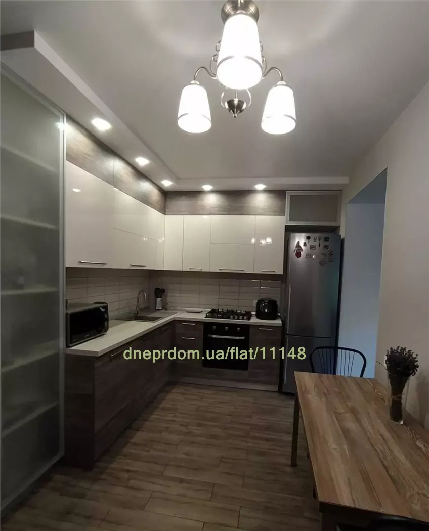 Продам 2к квартиру 32000 $, 52 м² вулиця Семафорна, Самарський район