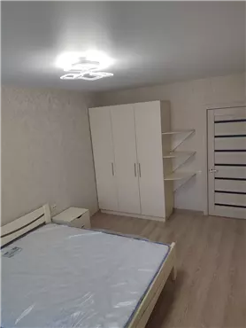 Продам 1к квартиру 62500 $, 49 м² Запорізьке шосе, Шевченківський район. Фото №1