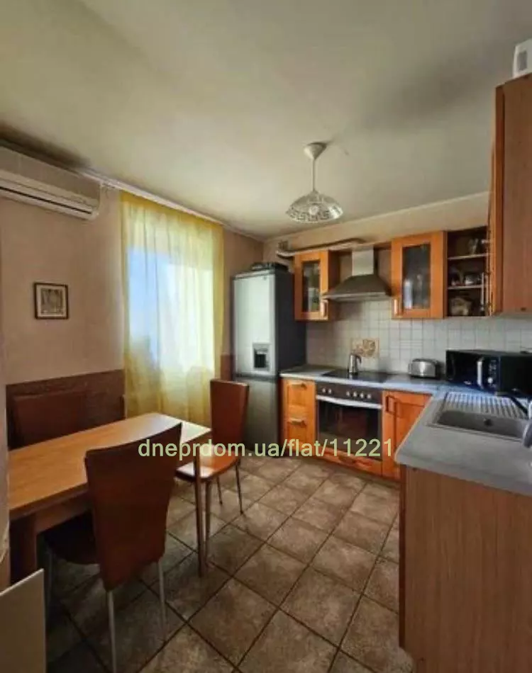 Продам 3к квартиру 66000 $, 69 м² просп. Лесі Українки, Центральний район