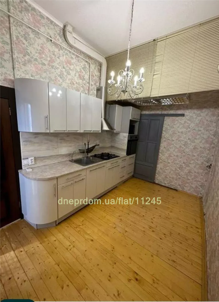 Продам 3к квартиру 68200 $, 68 м² провулок Феодосія Макаревського, Соборний район