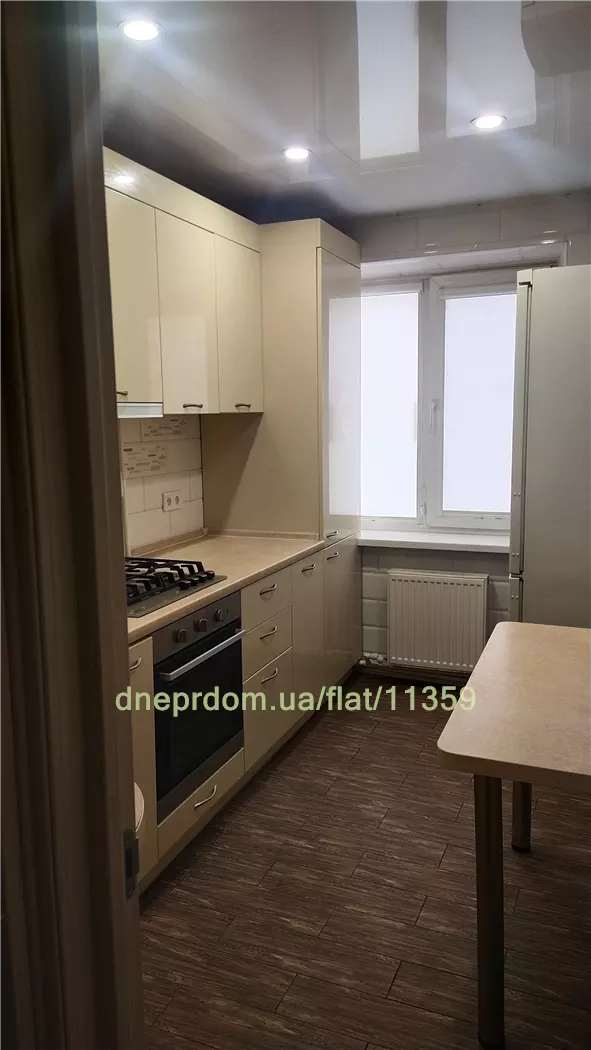 Продам 3к квартиру 62000 $, 55 м² вулиця Князя Ярослава Мудрого, Центральний район