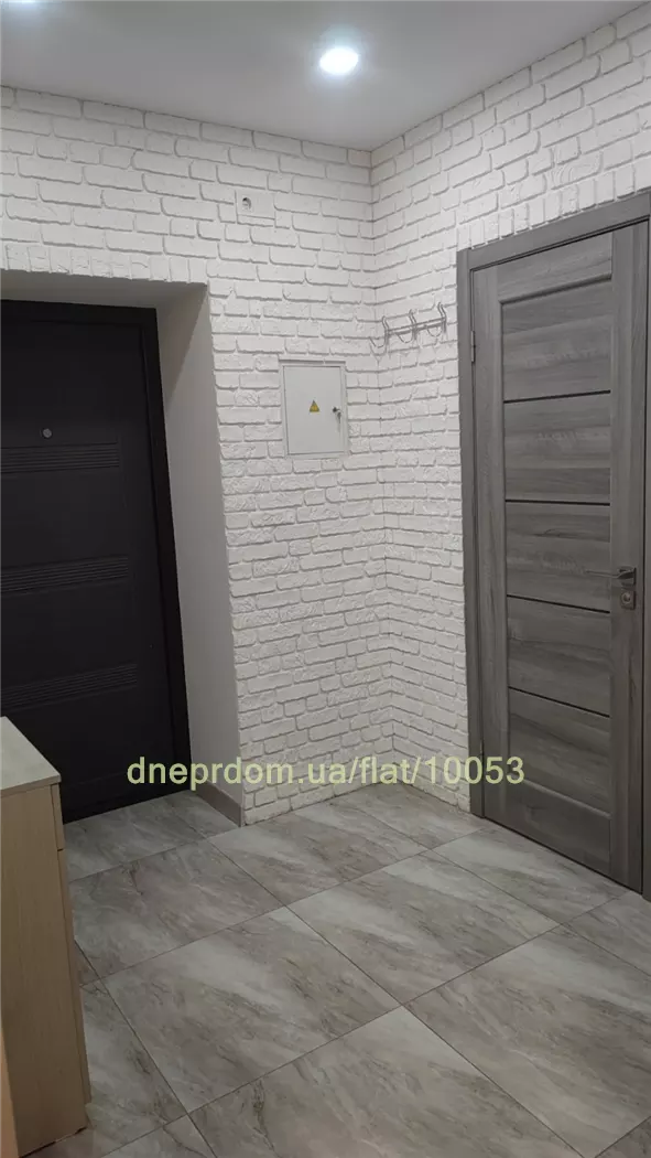 Продам 1к квартиру 55000 $, 43 м² Запорізьке шосе, Шевченківський район. Фото №2