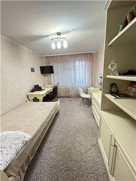 Продам 3к квартиру 55000 $, 64 м², бульвар Славы, Соборный район. Фото №1