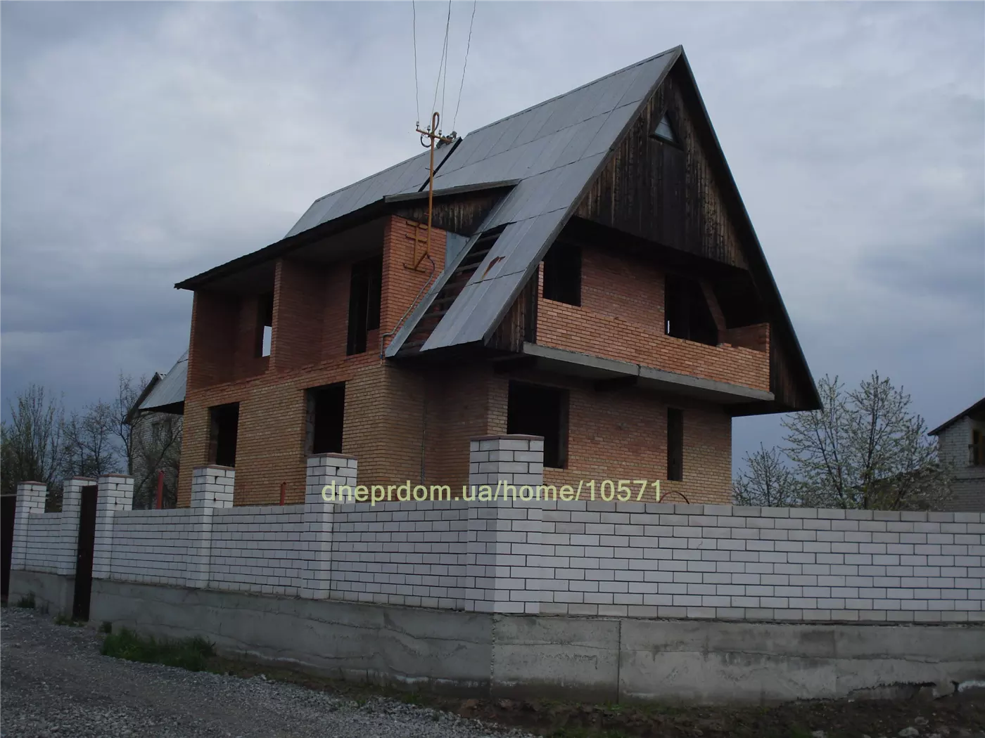 Продам 6-к дом, 200 м², 2 этажа, 38000 $ Підгородне, Дніпровський район