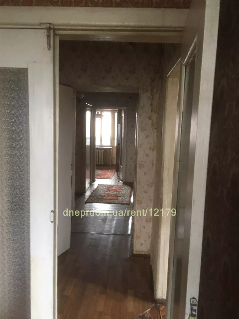 Сдам 4к квартиру 12000 грн./мес. вулиця Михайла Грушевського. Площ. 88 м².