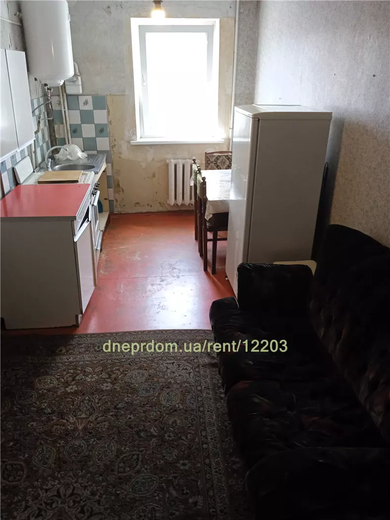 Сдам 1к квартиру 9000 грн./мес. проспект Дмитра Яворницького, Центральний район. Площ. 45 м².
